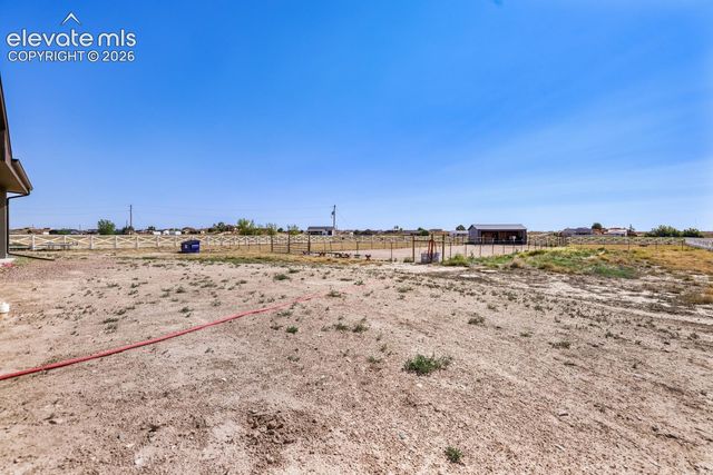1180 N Saddle Ridge Lane, Pueblo, CO 81007