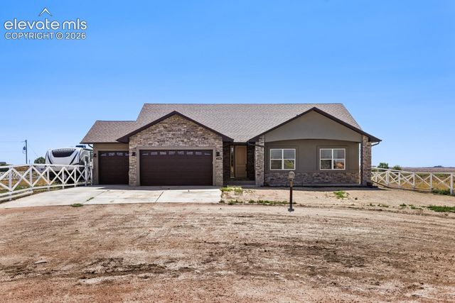 1180 N Saddle Ridge Lane, Pueblo, CO 81007