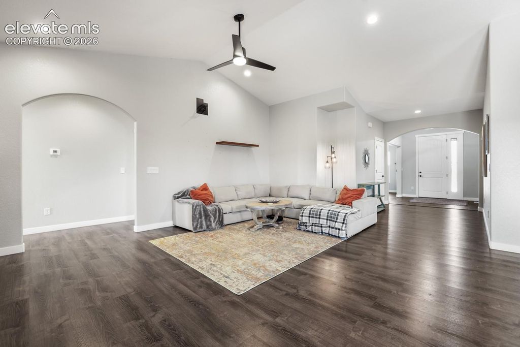 1180 N Saddle Ridge Lane, Pueblo, CO 81007 — photo 4