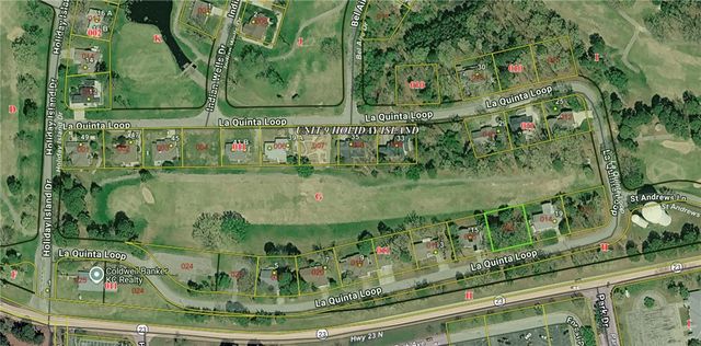 17 La Quinta Loop, Holiday Island, AR 72631