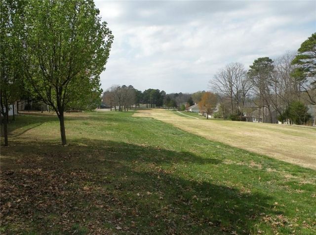 17 La Quinta Loop, Holiday Island, AR 72631