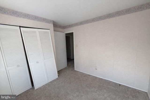 317 HAWTHORNE ST, Marlton, NJ 08053