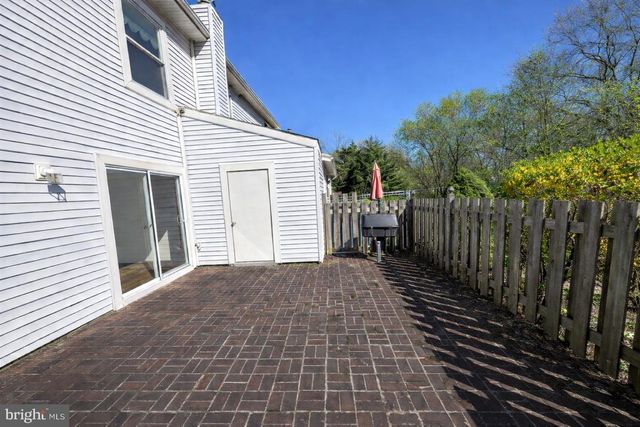 317 HAWTHORNE ST, Marlton, NJ 08053