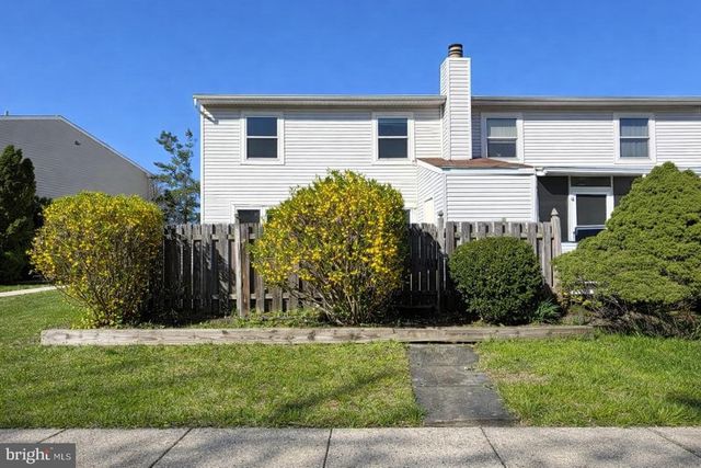 317 HAWTHORNE ST, Marlton, NJ 08053