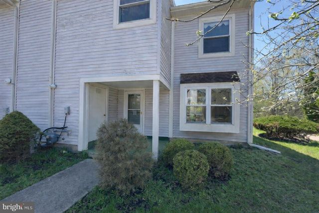 317 HAWTHORNE ST, Marlton, NJ 08053