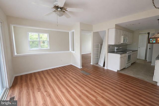 317 HAWTHORNE ST, Marlton, NJ 08053