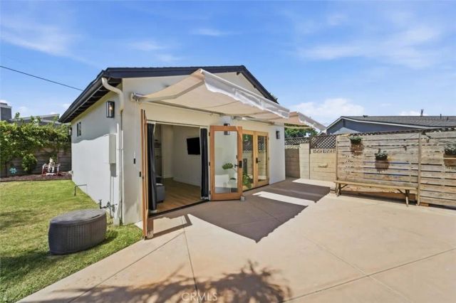 6443 Gross Avenue, West Hills, CA 91307