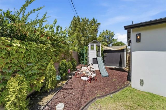 6443 Gross Avenue, West Hills, CA 91307