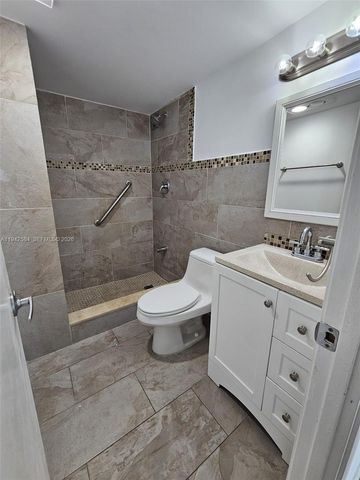 7135 Collins Ave 1011, Miami Beach, FL 33141