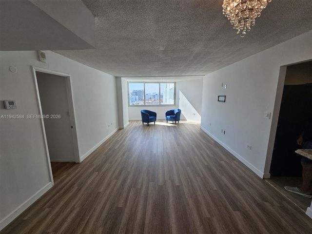 7135 Collins Ave 1011, Miami Beach, FL 33141