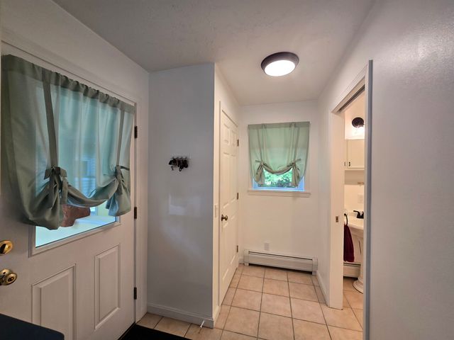 77 Trapper Road, Campton, NH 03223