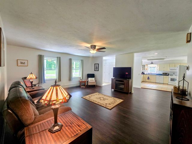 77 Trapper Road, Campton, NH 03223