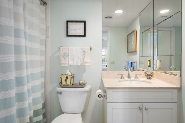 1180 Reef Road B7, Vero Beach, FL 32963