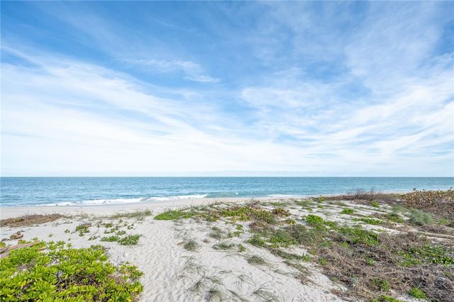 1180 Reef Road B7, Vero Beach, FL 32963
