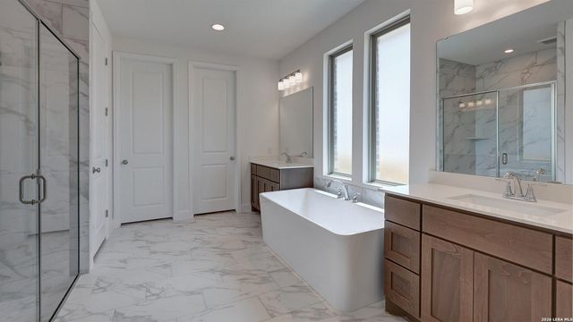 2955 Eagle Rise, San Antonio, TX 78245