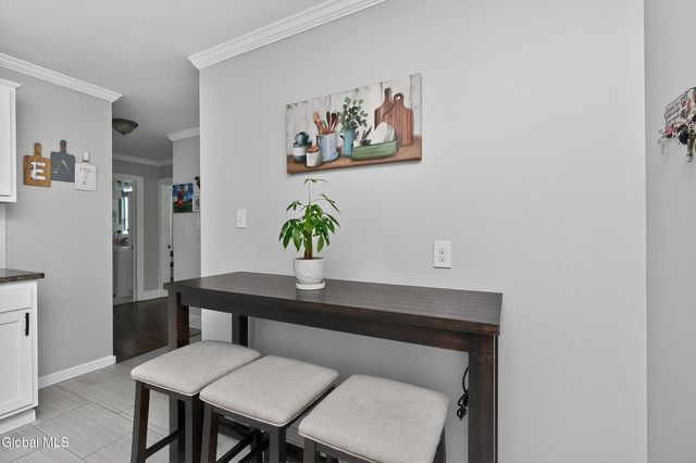 23 Catskill Avenue, East Greenbush, NY 12144