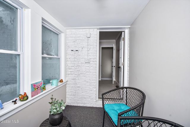 23 Catskill Avenue, East Greenbush, NY 12144