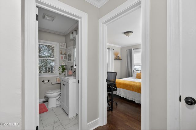 23 Catskill Avenue, East Greenbush, NY 12144