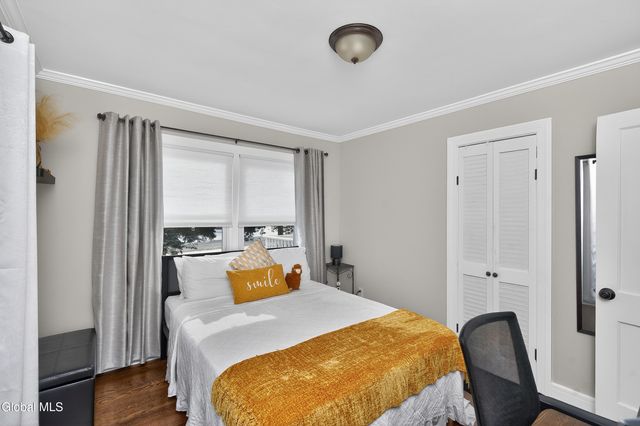 23 Catskill Avenue, East Greenbush, NY 12144