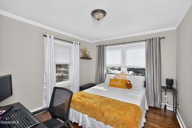 23 Catskill Avenue, East Greenbush, NY 12144