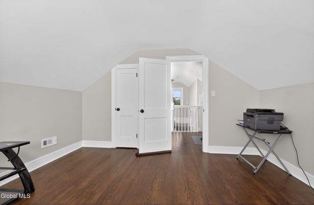 23 Catskill Avenue, East Greenbush, NY 12144