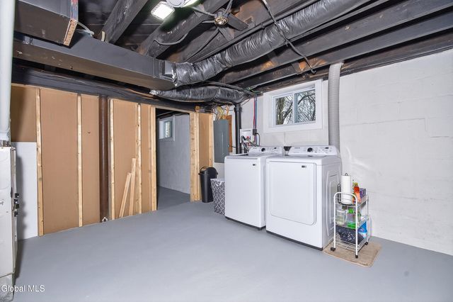 23 Catskill Avenue, East Greenbush, NY 12144