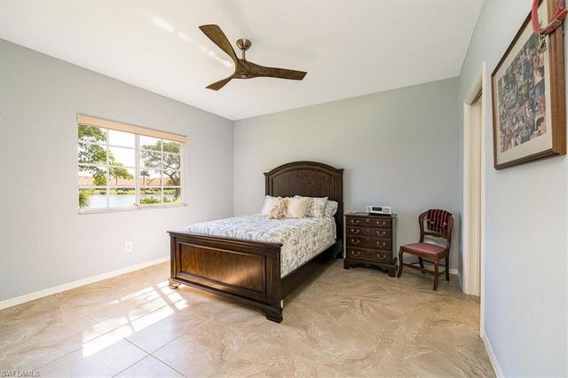 186 Gabriel CIR 3903, Naples, FL 34104
