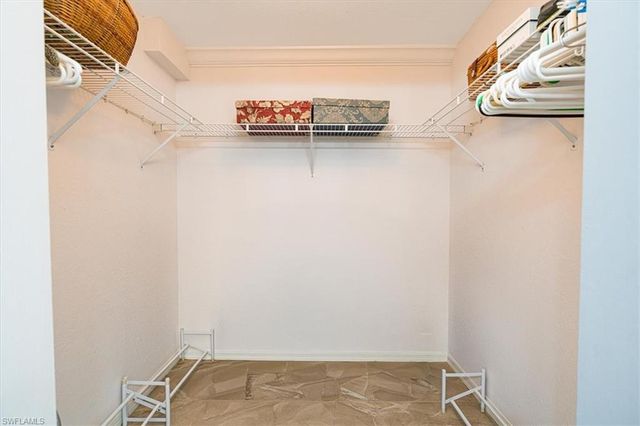 186 Gabriel CIR 3903, Naples, FL 34104