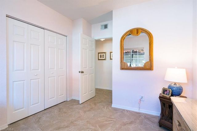 186 Gabriel CIR 3903, Naples, FL 34104