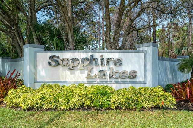 186 Gabriel CIR 3903, Naples, FL 34104