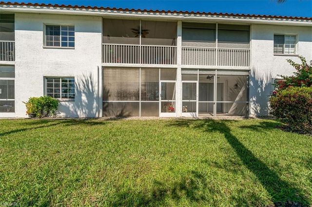 186 Gabriel CIR 3903, Naples, FL 34104