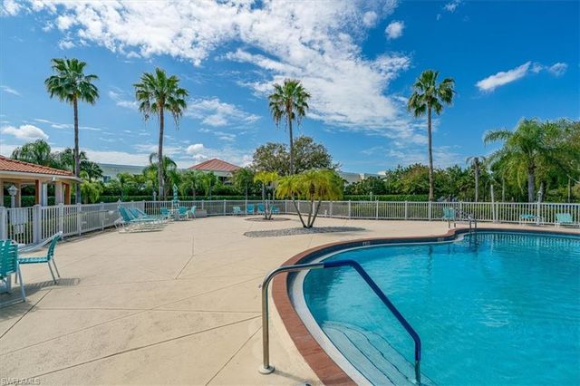 186 Gabriel CIR 3903, Naples, FL 34104