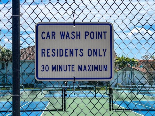 186 Gabriel CIR 3903, Naples, FL 34104