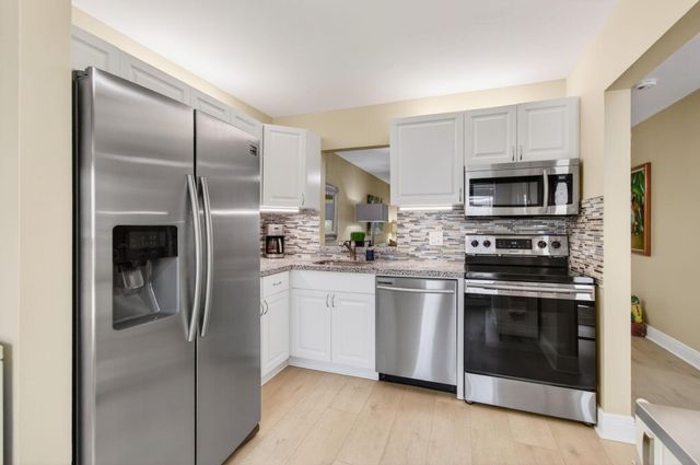 6787 Moonlit Drive, Delray Beach, FL 33446