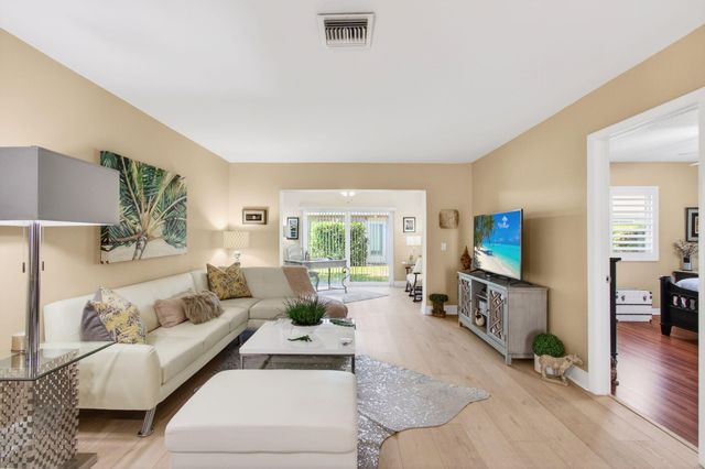 6787 Moonlit Drive, Delray Beach, FL 33446