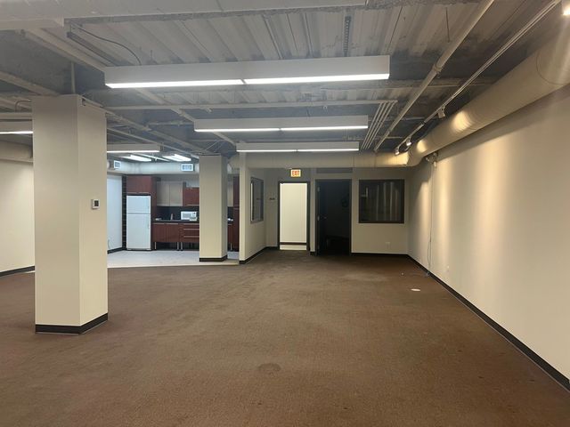 1621 N Clybourn Avenue, Chicago, IL 60614