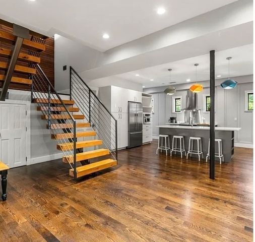 653 E 3rd St, Boston, MA 02127