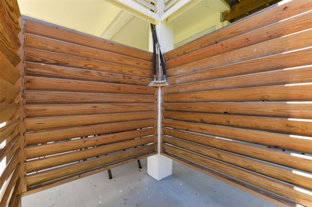 4006 Fort Bend Drive, Galveston, TX 77554