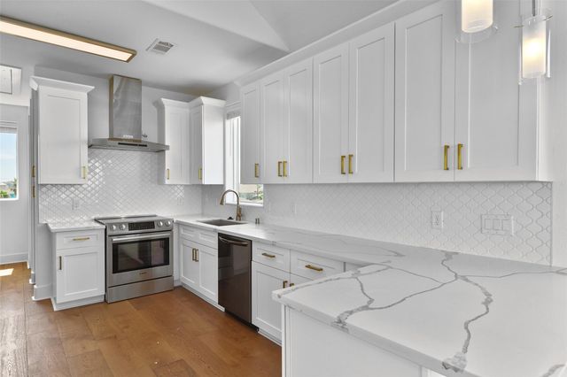 4006 Fort Bend Drive, Galveston, TX 77554