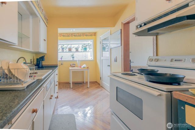 2124 N Callow Avenue, Bremerton, WA 98312