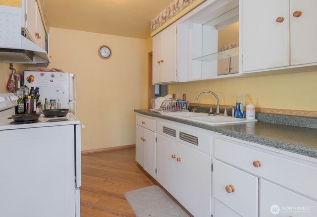 2124 N Callow Avenue, Bremerton, WA 98312
