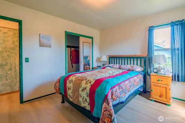 2124 N Callow Avenue, Bremerton, WA 98312