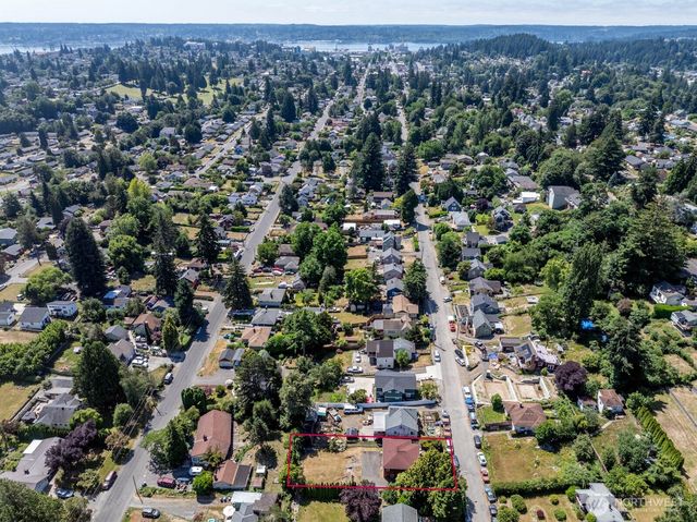 2124 N Callow Avenue, Bremerton, WA 98312