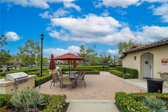 860 E Mountain Way B, Azusa, CA 91702