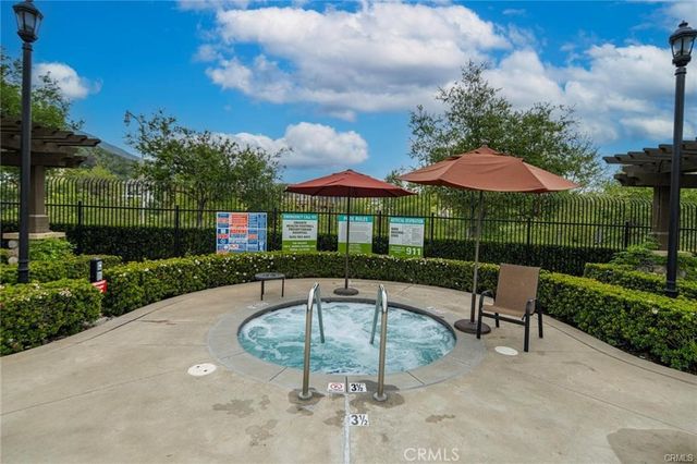 860 E Mountain Way B, Azusa, CA 91702