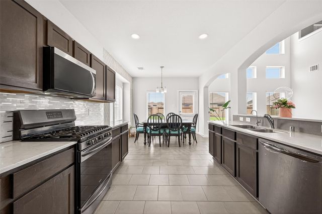 6803 Alamitos Court, Rosharon, TX 77583