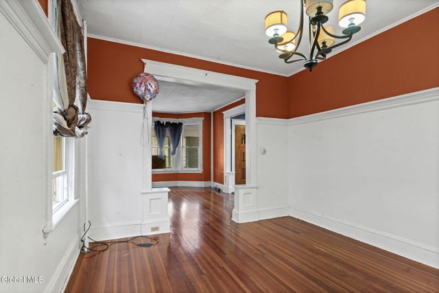 62 Grove Avenue, Albany, NY 12208