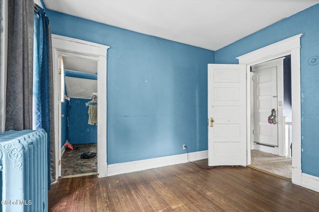 62 Grove Avenue, Albany, NY 12208
