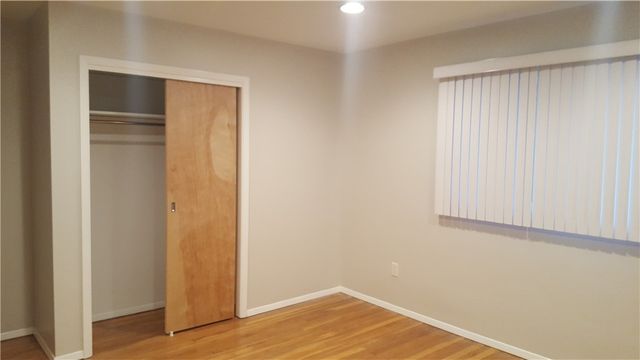 1236 Wightman St, Squirrel Hill, PA 15217