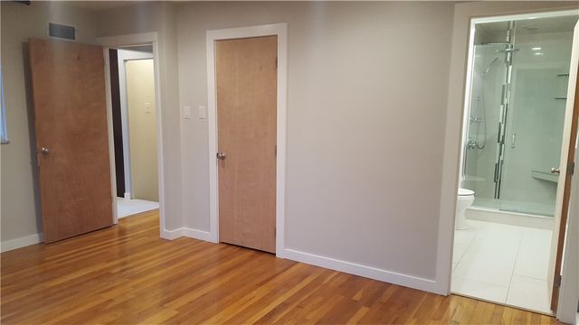 1236 Wightman St, Squirrel Hill, PA 15217